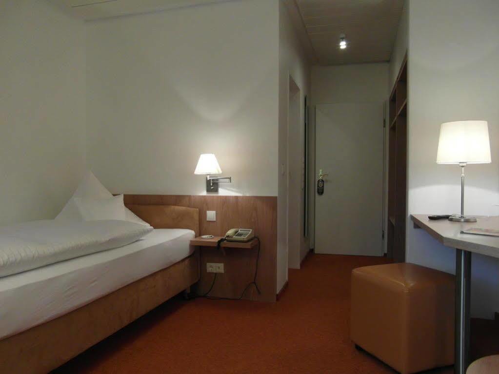 Hotel Am Springhorstsee Großburgwedel Eksteriør billede